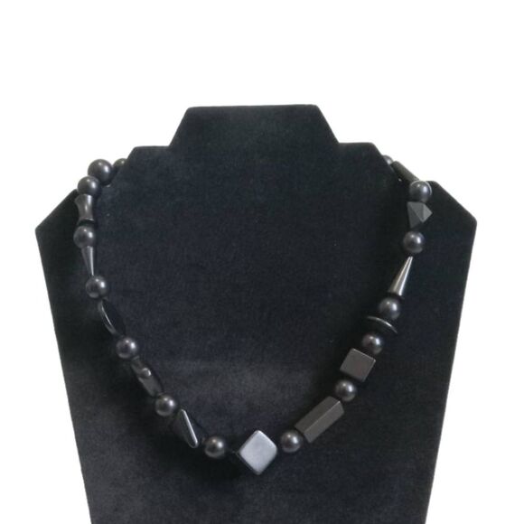 Solid Black Lightweight Single Strand Geometric Multiple Shapes Beaded Necklace - Picture 1 of 9